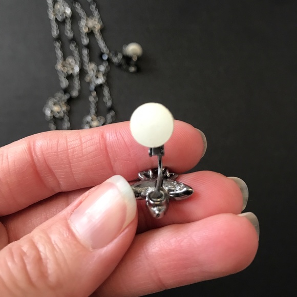 Swarovski Crystal Set Black Flower Necklace Silver Clip On Earrings Goth - Picture 9 of 9